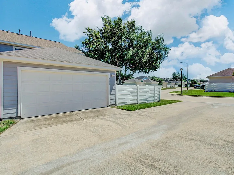 6117 Settlers Square Ln — Photo 45