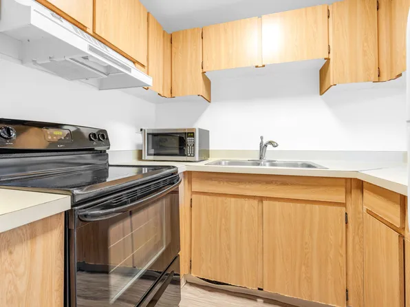 1820 Waiola St APT 203, Honolulu, HI 96826