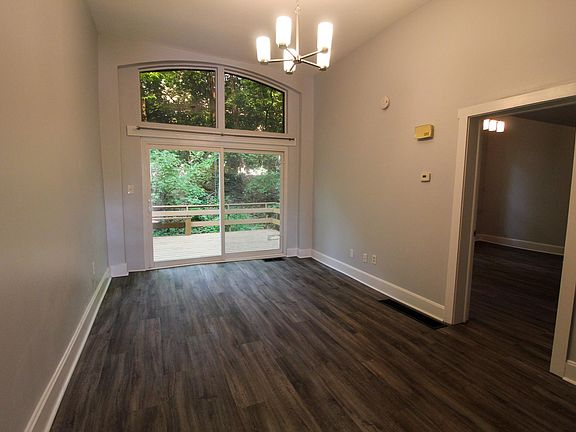 2nd image of 2146 Saint James Ave APT 2