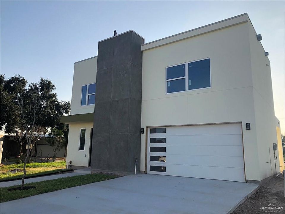1st image of 215 San Jacinto St
