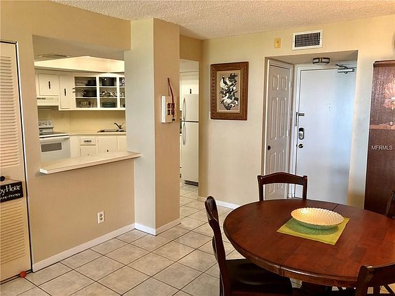 5th image of 6145 Sun Blvd APT 403