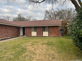 5006 Cherry Tree Dr, Schertz, TX 78108