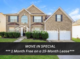 9495 Byrom Rd, Jonesboro, GA 30236