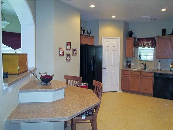 4th image of 7412 Durness Dr