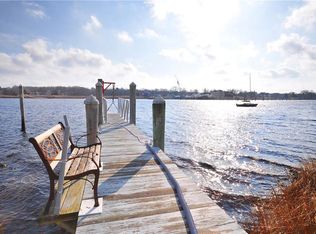 9 Champlin Dr, Westerly, RI 02891