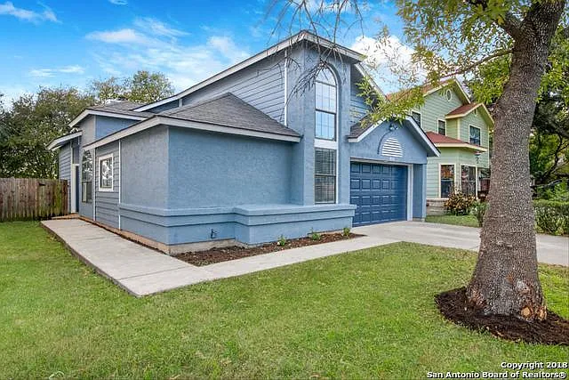 3 bed, 1270 sqft, $1,595 — Photo 2