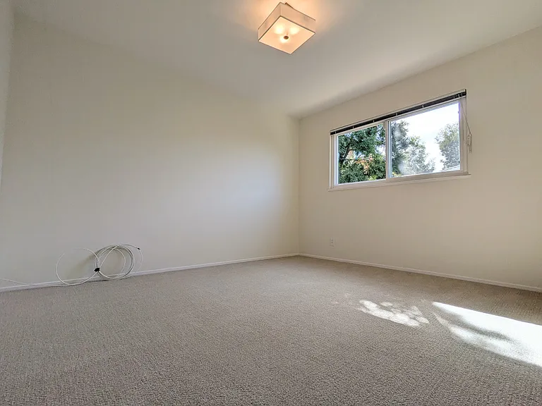 1025 Ranchito Ct — Photo 10