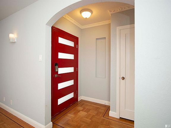 2nd image of 4009 Mission St