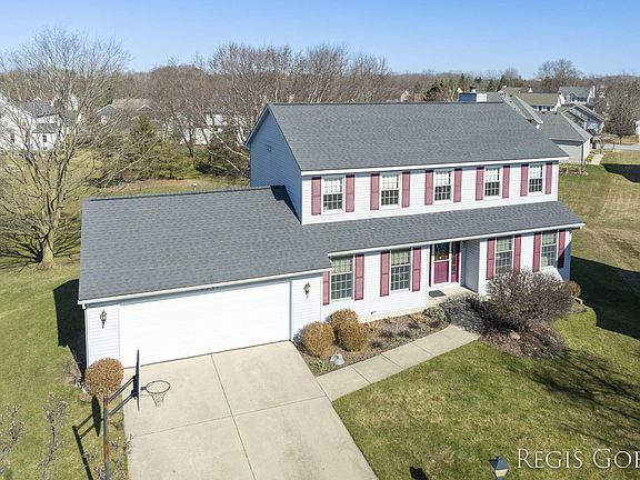 3rd image of 2247 Old Dominion Ct SE