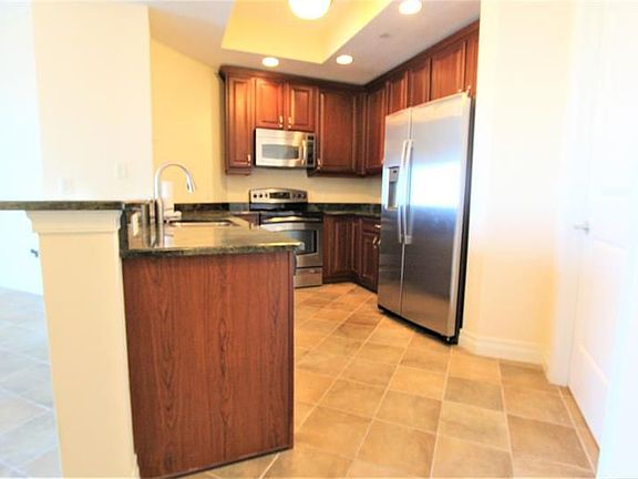 5th image of 1209 E Cumberland Ave Unit 2003