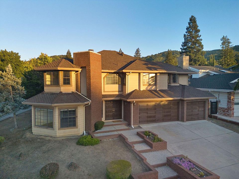 1st image of 7150 Calcaterra Dr