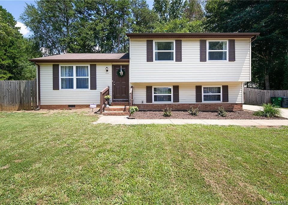 1st image of 8203 Mahogany Dr
