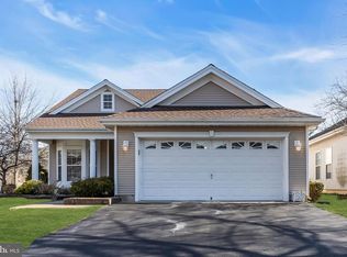 12 Bellflower Dr, Lakewood, NJ 08701