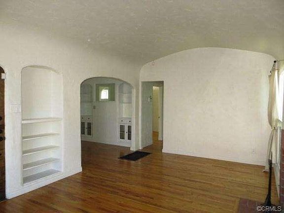 3rd image of 1407 Russell Dr
