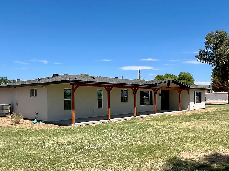 Front Yard View. 500 square foot of covered patio.
