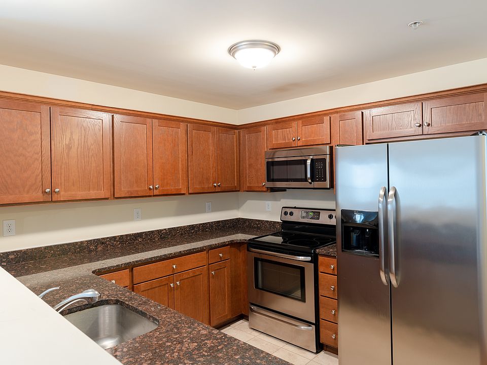 1st image of 110 W 5th St #306-205