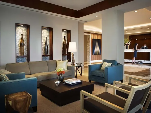 405 Main Street image 11 of 15