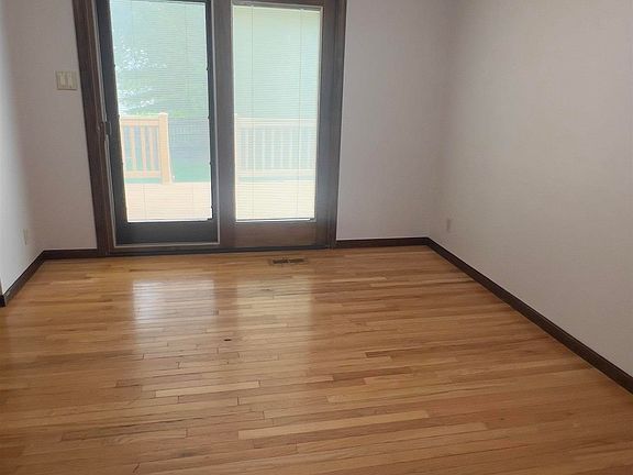 5th image of 6016 SW 23rd St