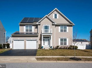 1402 Winter Pine Trl, Severn, MD 21144