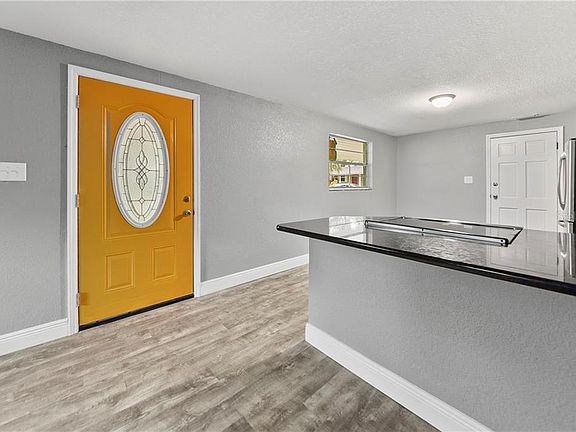 4th image of 7181 Ursula Ave