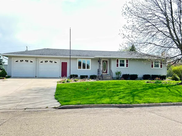 429 Hope Ave, Ripon, WI 54971