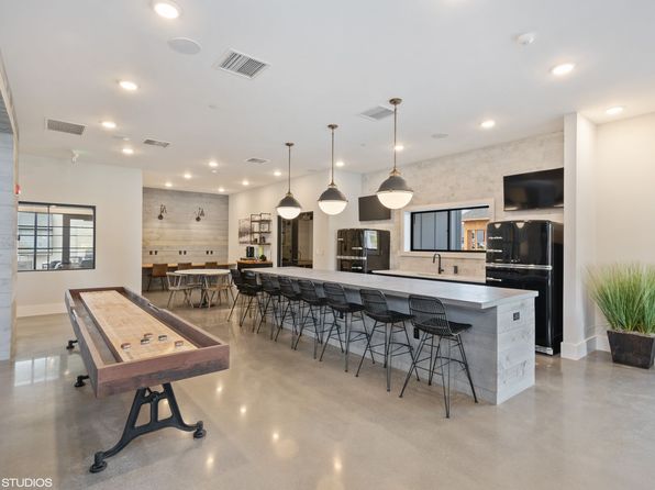 100 Lexington St #7207