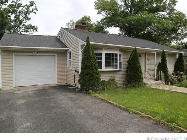 78 Venice Ave, Waterbury, CT 06708