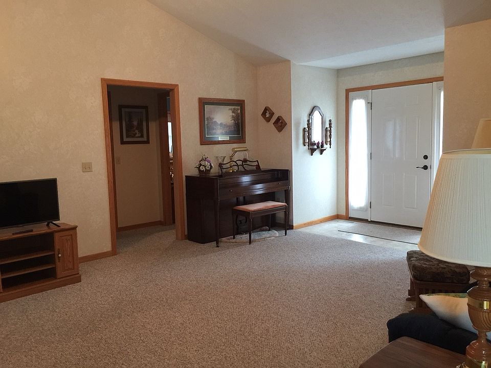 629 Parkside Reserve St, Wellington, OH 44090 Zillow