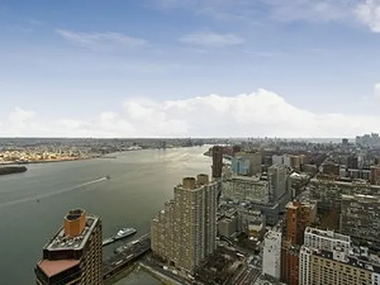 Rented by Corcoran | media 23