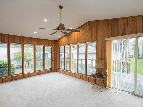4th image of 8100 Lynway Ave