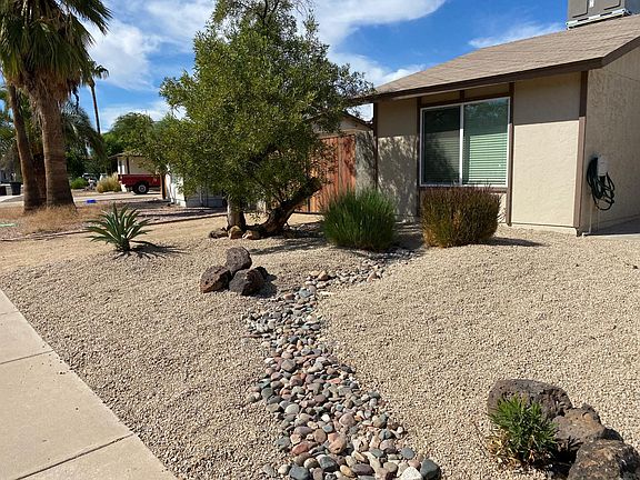 2nd image of 8832 W Meadow Dr