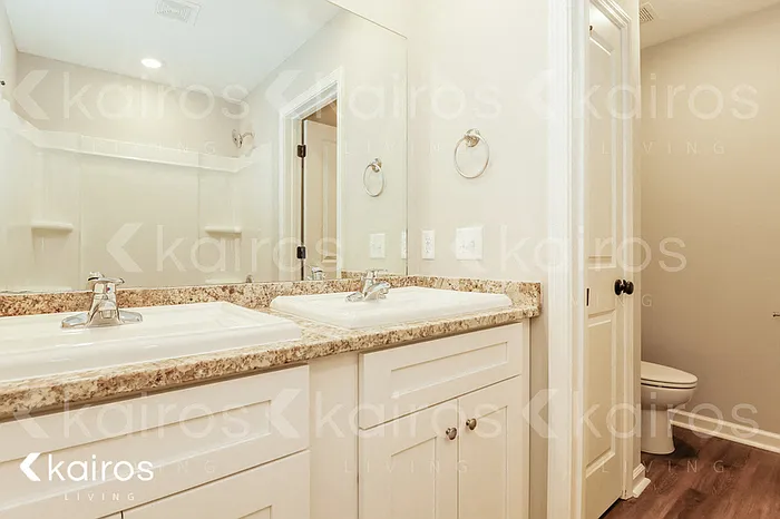 126 Cottage Grove Rd — Photo 12