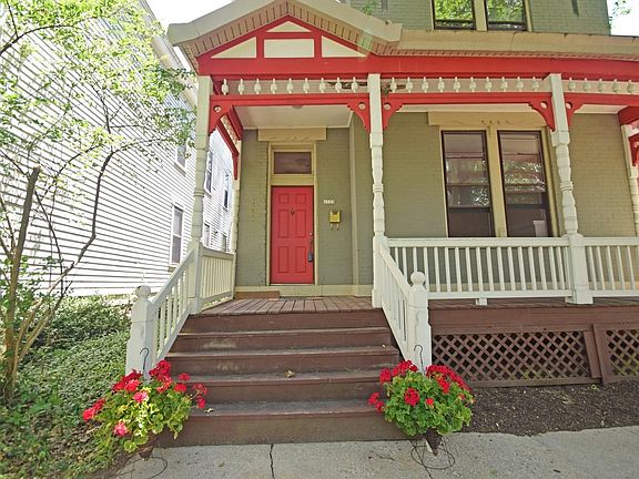 2nd image of 1733 Dexter Ave