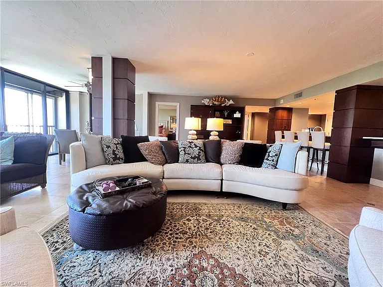 5601 Turtle Bay Dr #602 — Photo 10
