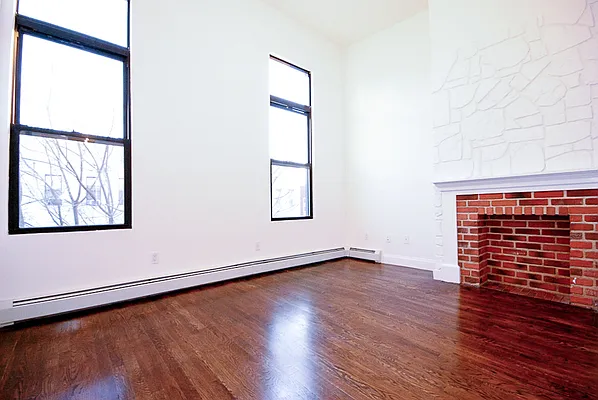 Rented by Brick&Mortar | media 12