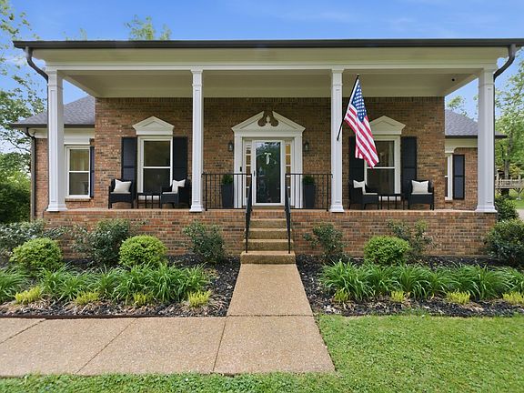 2nd image of 1601 Ash Grove Ct