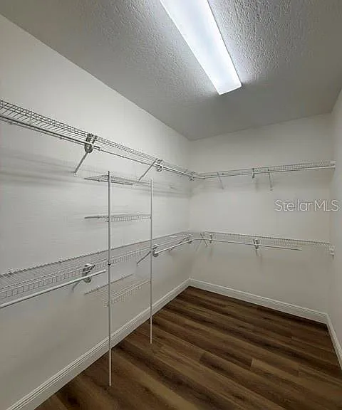912 Waterside Dr — Photo 15