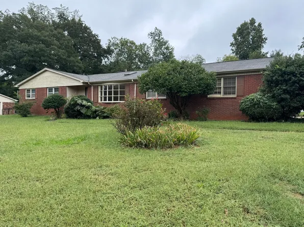 913 Surry Dr, Shelby, NC 28152