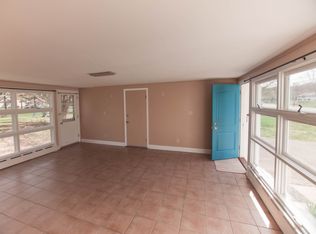 62 West St, Granby, MA 01033