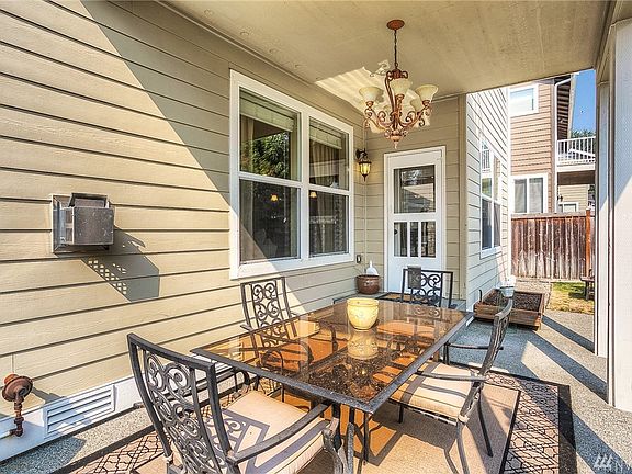 4th image of 4624 205th Street Ct E