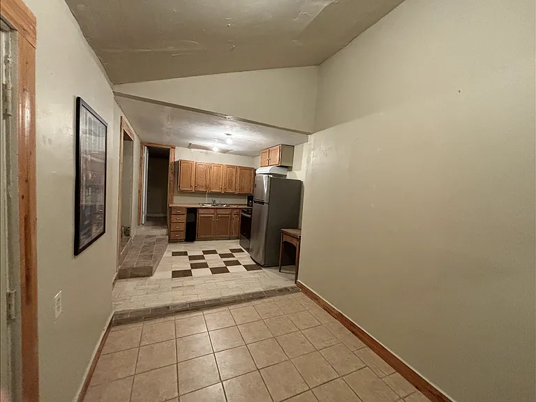 461 Desiree Ln #MIDDLE — Photo 10