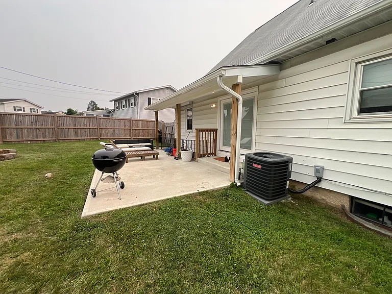 6017 Black Friars Cir — Photo 25