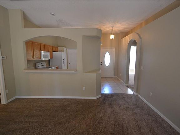 2nd image of 341 Heritage Estates Ln