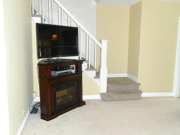 5th image of 2506 Woodhull Ave