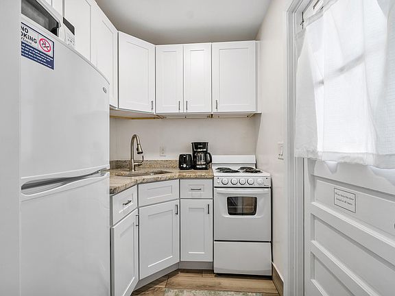Home For Sale In Grove