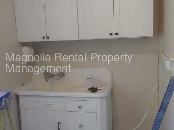 2nd image of 501 Twin Dr