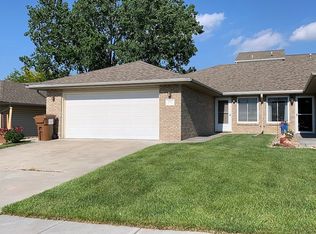 5874 N 21st St, Lincoln, NE 68521