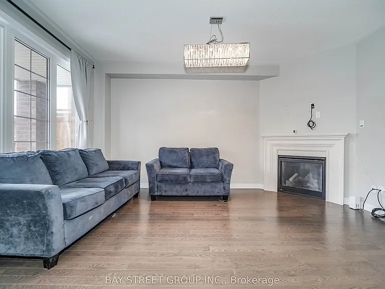 7 Gordon Landon Dr — Photo 14