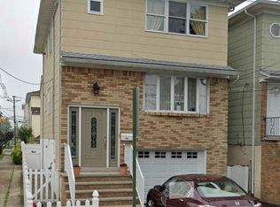 135 Sussex St, Harrison, NJ 07029