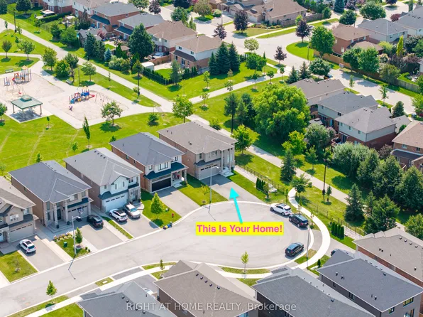 34 Hampshire Pl, Stoney Creek, ON L8J 3W8